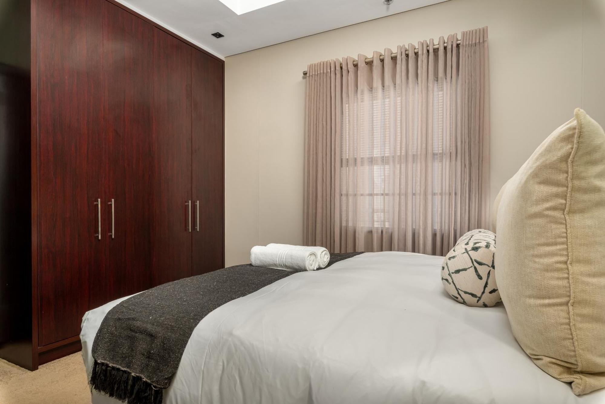 Mandela Rhodes Luxury Apartments 케이프타운 외부 사진